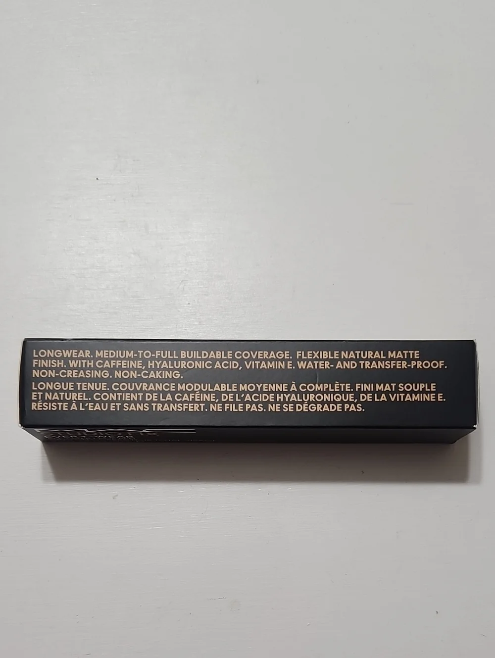 MAC NC30 Studio Fix Every-Wear All Over Face Pen